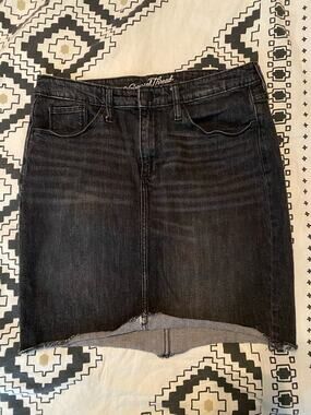 Universal Thread Black Denim Cut Off Mini Skirt Size 12/31R